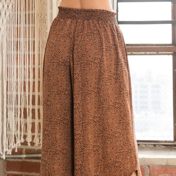FLASH SALE! Wide Leg Harem Band Pants - Picture 6 of 7